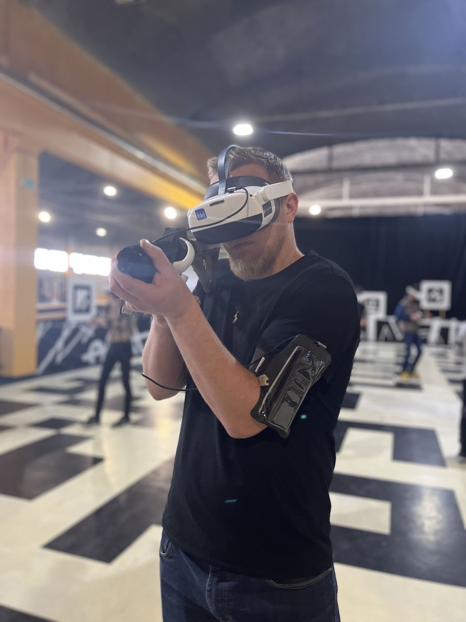 Réalité virtuelle à Arras : quel mode de jeu choisir selon votre groupe ?