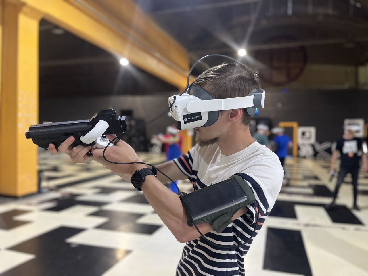 Réalité virtuelle à Arras pour un EVG ou un EVJF entre amis