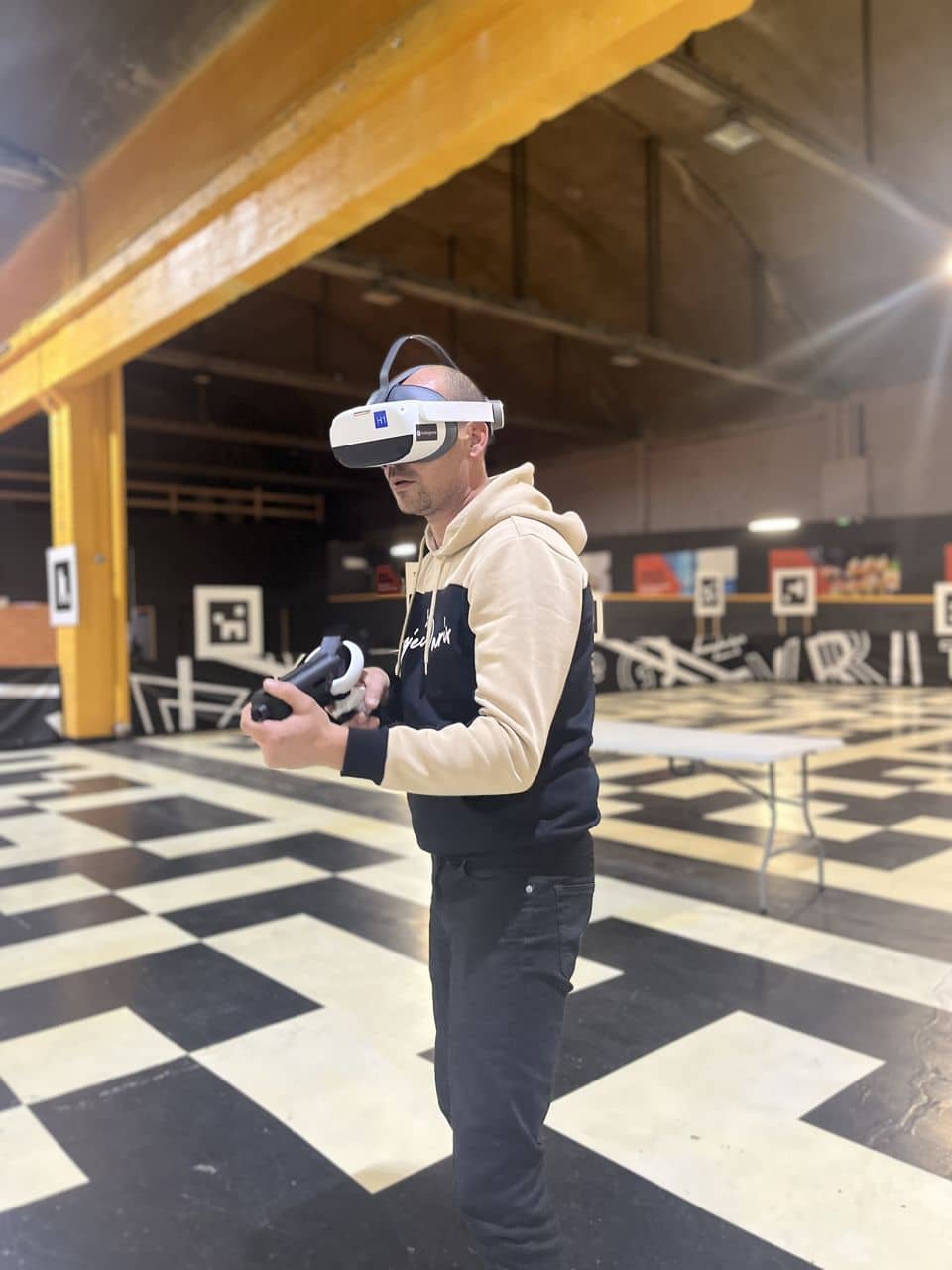 Réalité virtuelle à Arras : de 2 à 24 joueurs, comment ça s'organise pour un grand groupe